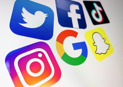Les réseaux sociaux : communiquer votre image auprès de vos consommateurs